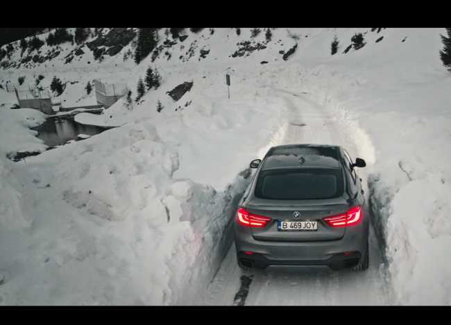 Новый BMW Х6 прокатился в замерзших горах Румынии (видео)