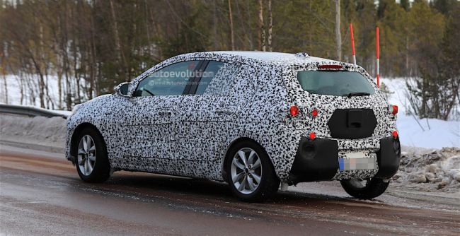 Opel вывел на тесты хэтчбек Corsa шестого поколения
