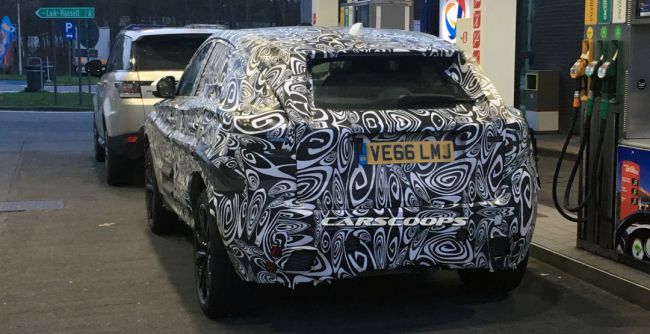 Новый кроссовер Jaguar E-Pace тестируют в Бельгии