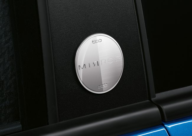 Представлена спецверсия хэтчбека FIAT 500 Mirror Special Edition