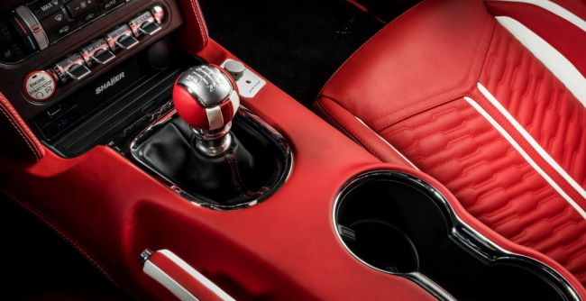 Ford Mustang GT получил уникальный интерьер из красной кожи (фото)
