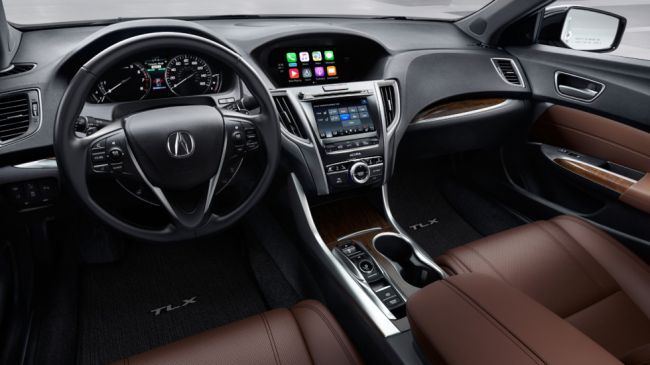 В Нью-Йорке представлен обновленный премиальный седан Acura TLX 2018
