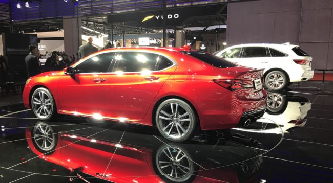 Acura презентовала удлинённый седан «TLX-L»