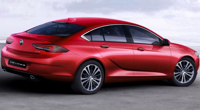 Лифтбек Opel Insignia 2017 модельного года неожиданно превратили в седан