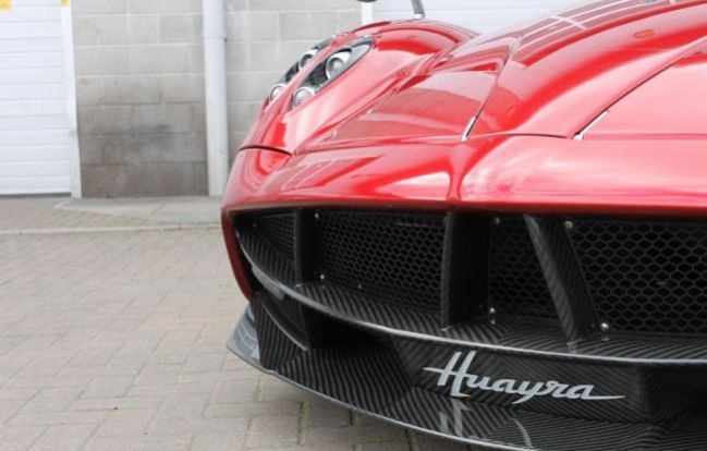 В Великобритании за подержанный Pagani Huayra просят более 133 млн рублей