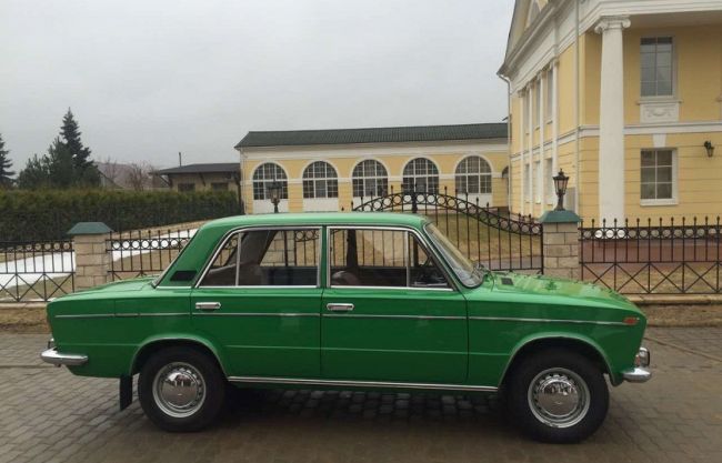 В Тольятти продаётся ВАЗ-2103 стоимостью 3,5 млн рублей
