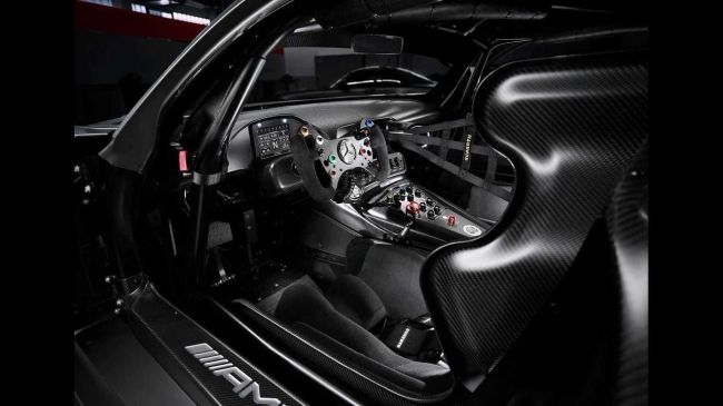 Mercedes-AMG представил гоночное купе GT3 Edition 50