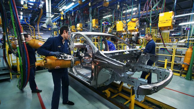 «АвтоВАЗ» к концу 2017 года намерен сократить более 2-х тысяч сотрудников
