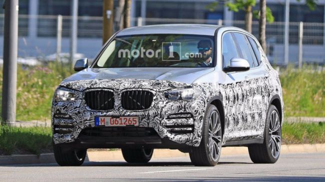 Кроссовер BMW X3 нового поколения снова заметили фотошпионы