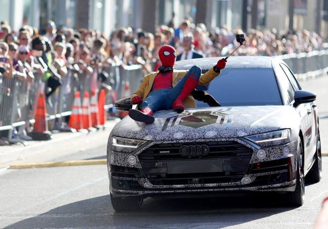 Новый седан Audi A8 показали публике на премьере «Человека-паука»