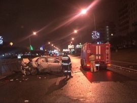 Оренбург: на проспекте Гагарина в ночном ДТП пострадал человек