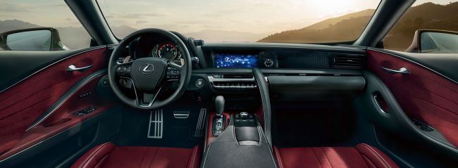 Lexus объявил о старте продаж нового купе LC 500 и назвал российские цены