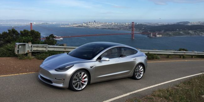 Самый дешевый Tesla Model S сняли с производства из-за нового Model 3 