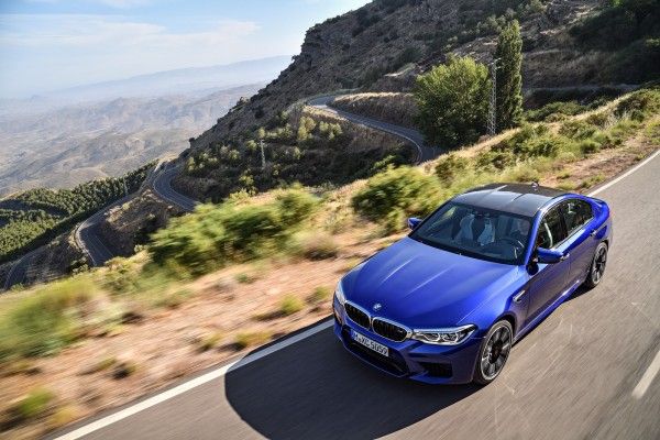 BMW озвучил стоимость нового спорткара BMW M5 2018