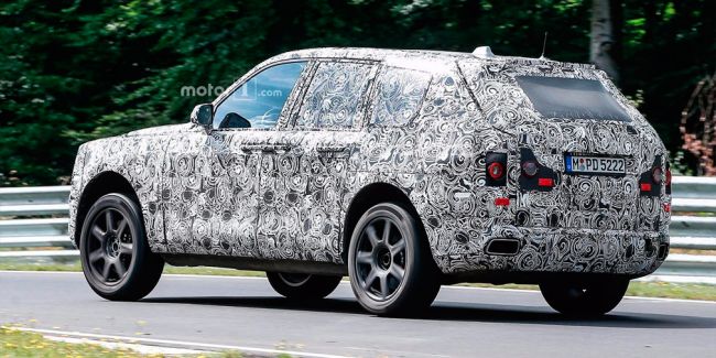 В Rolls-Royce сравнили Bentayga с закамуфлированным Audi Q7