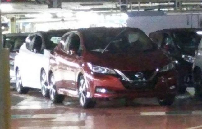 Новые фото Nissan Leaf нового поколения опубликовали в Сети