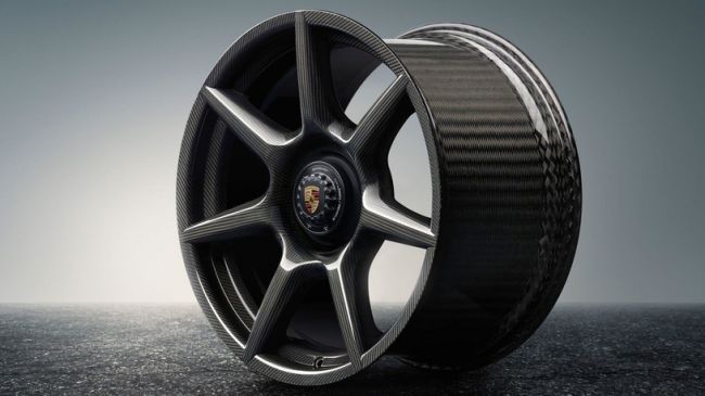 Porsche сделал карбоновые диски для 911 Turbo S Exclusive Series