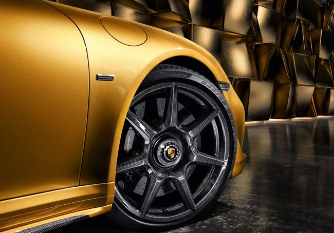 Porsche сделал карбоновые диски для 911 Turbo S Exclusive Series