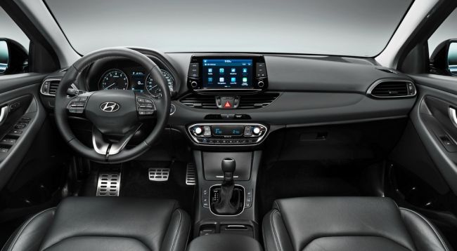В Сети опубликовали цены на новый Hyundai i30 для России