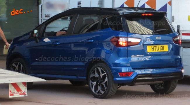 Новый Ford EcoSport в версии ST-Line замечен без камуфляжа