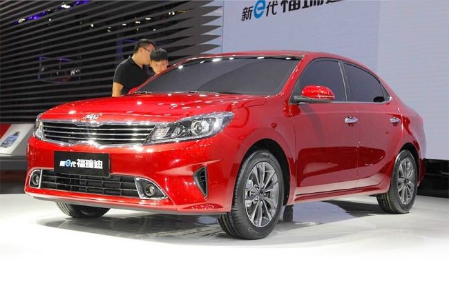 В КНР официально представили новое поколение седана Kia Forte 