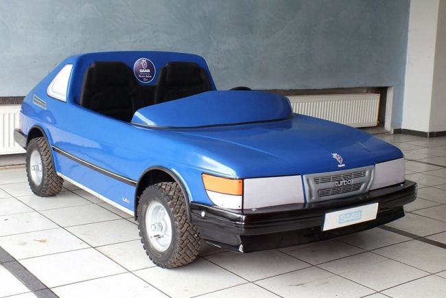 Детская модель с ДВС Saab 006 Convertible Junior выставлена на продажу