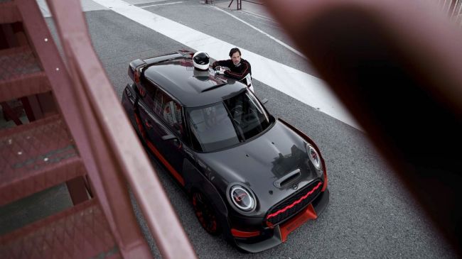 Mini покажет на автосалоне во Франкфурте экстравагантный спорткар