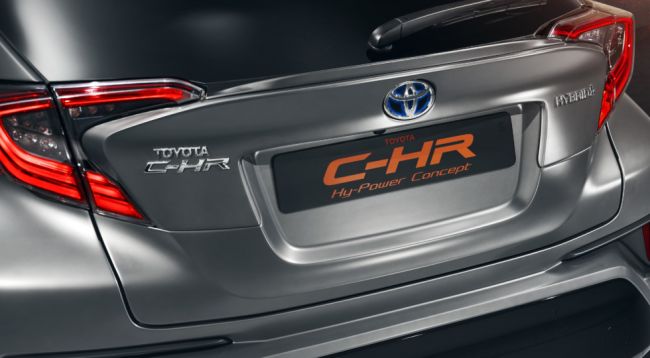 Во Франкфурте дебютировала новая версия кроссовера Toyota C-HR