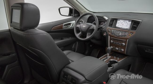 Nissan назвал цены на рестайлинговый внедорожник Pathfinder 2018