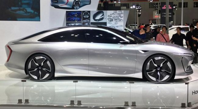 Honda показала прототип нового большого седана Honda Design C001