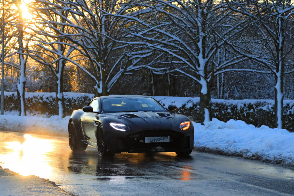Новое поколение Aston Martin Vanquish: первые подробности