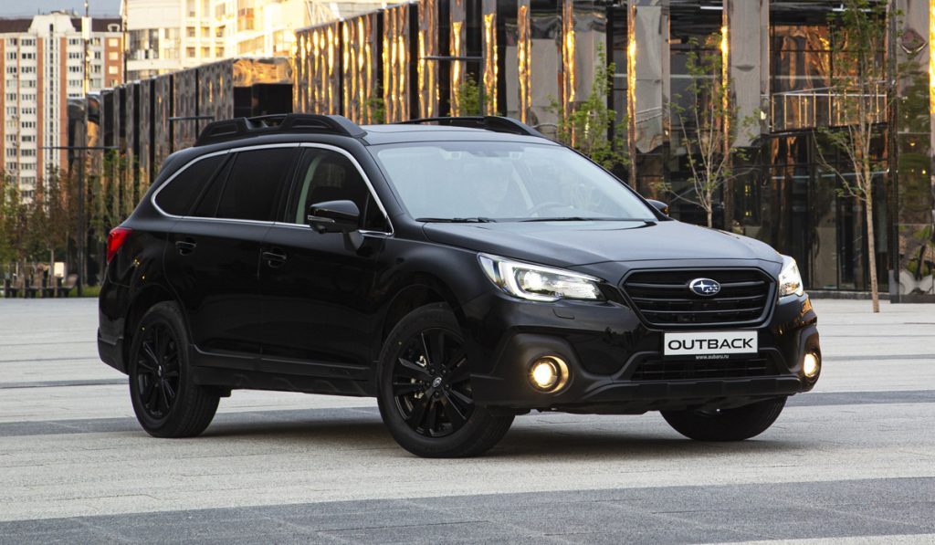 Subaru в РФ начала продавать кроссовер Outback в версии Black Line