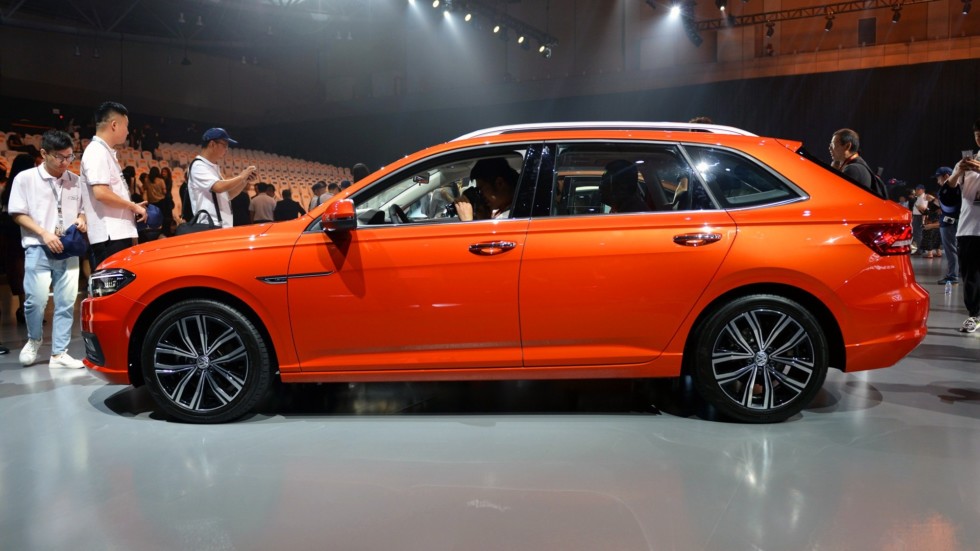 В Китае представили новое поколение хэтчбека Volkswagen Gran Lavida