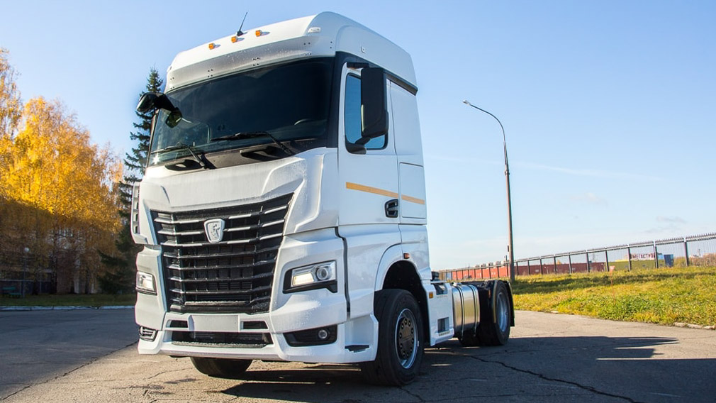 Названа стоимость нового грузовика КамАЗ-54901