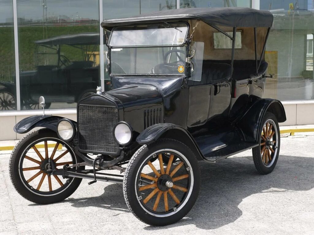 В Самаре продают кабриолет Ford Model T 1922 года выпуска за 2,5 млн рублей