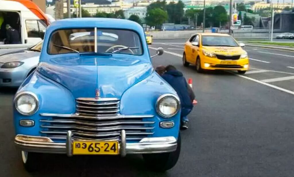 В Москве продают авто из фильмов про Высоцкого и дочь Сталина‍