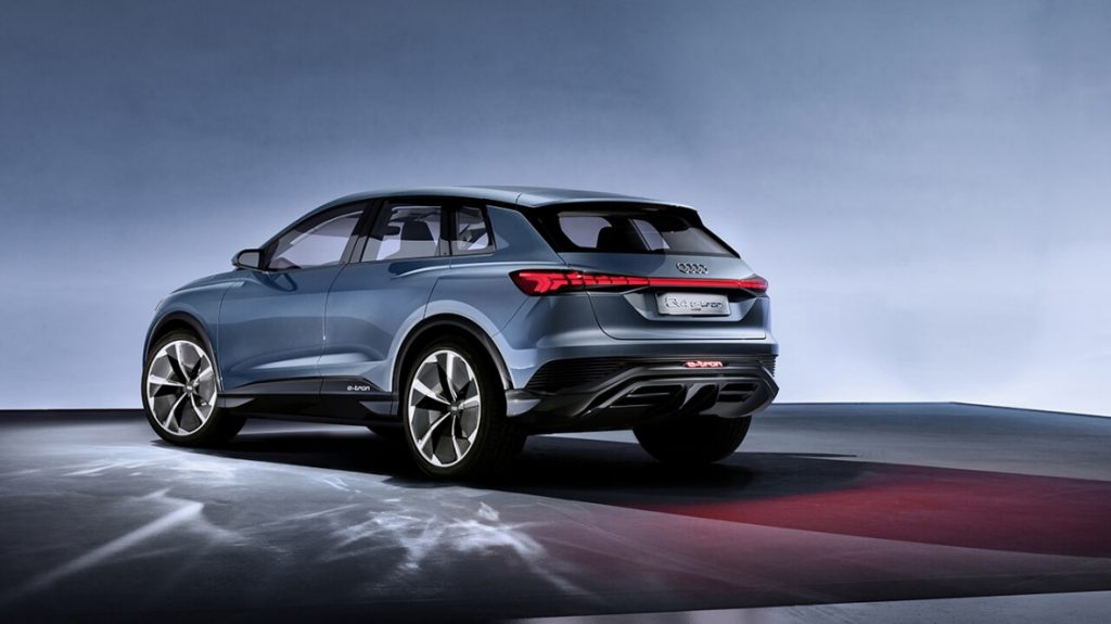 Audi начала серийное производство нового электрокроссовера Audi Q4 e-tron
