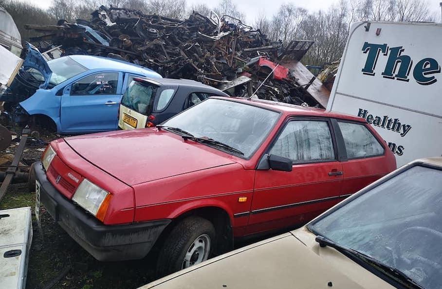В Шотландии найдена свалка со старыми автомобилями Lada