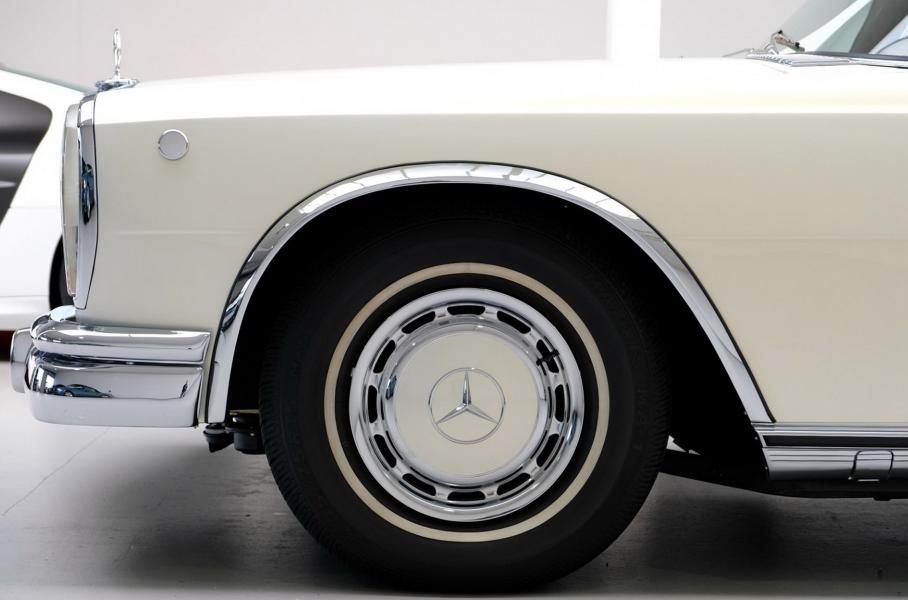 Mercedes-Benz Pullman с салоном Maybach 62 продают за 2 млн евро