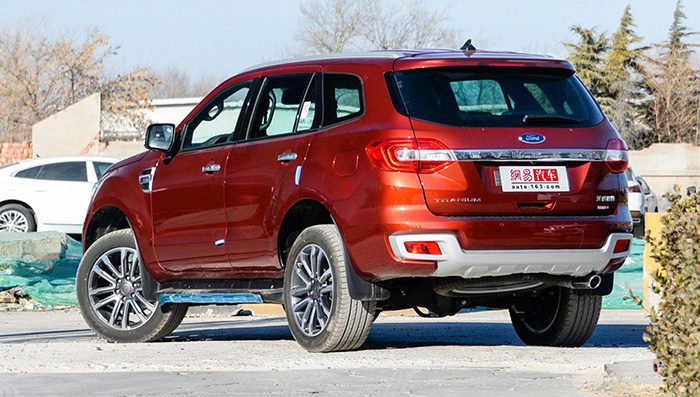 Обновленный внедорожник Ford Endeavour поступил в продажу