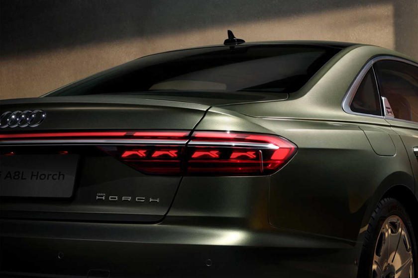 Компания Audi показала в Китае новый роскошный седан Audi А8 L Horch