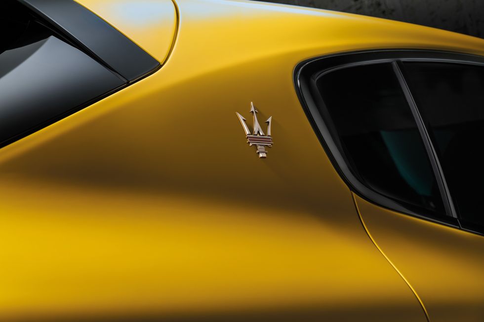 Бренд Maserati представил новый компактный кроссовер Maserati Grecale 2022 года