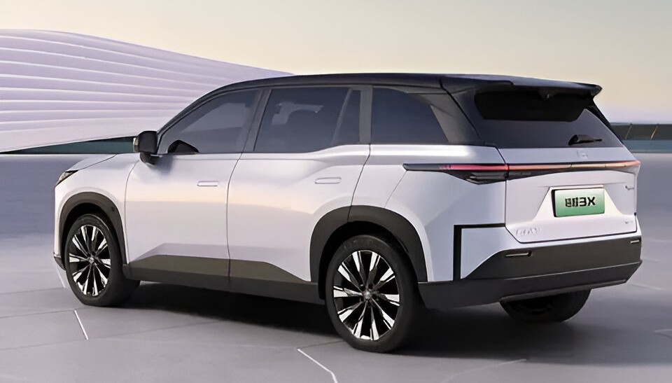 Toyota bZ3X: более 10 000 заказов в первый час продаж в Китае