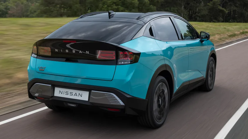 Новый Nissan Leaf: увеличенный запас хода и дизайн в стиле SUV