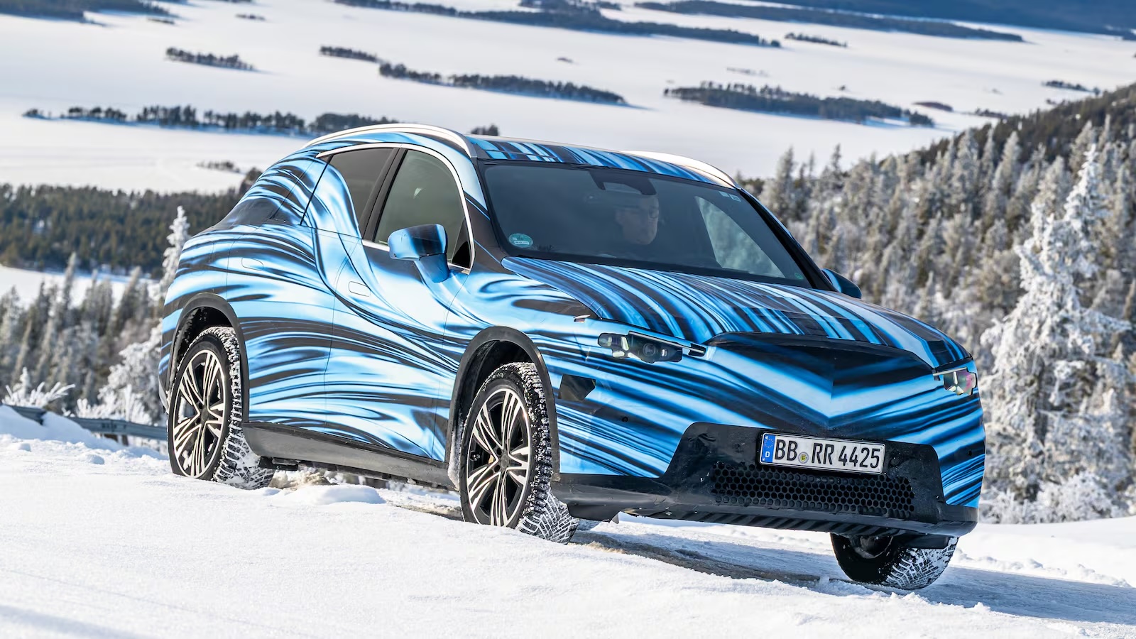 Mercedes представит новое поколение GLC с электроприводом на автосалоне в Мюнхене