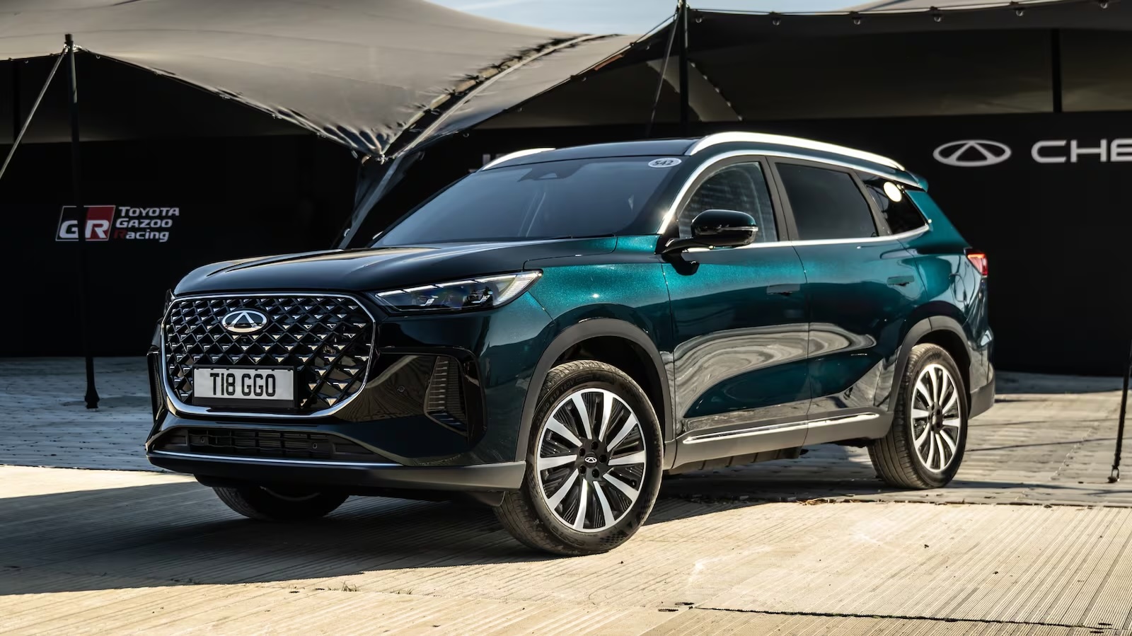 Chery запускает бренд в Великобритании с внедорожником Tiggo 8