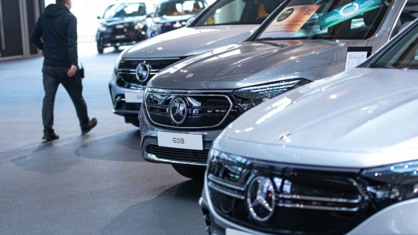 Mercedes оценил влияние пошлин на маржинальность во втором квартале