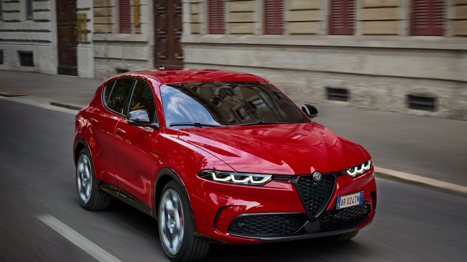 Stellantis временно останавливает шесть заводов в Европе из-за падения спроса