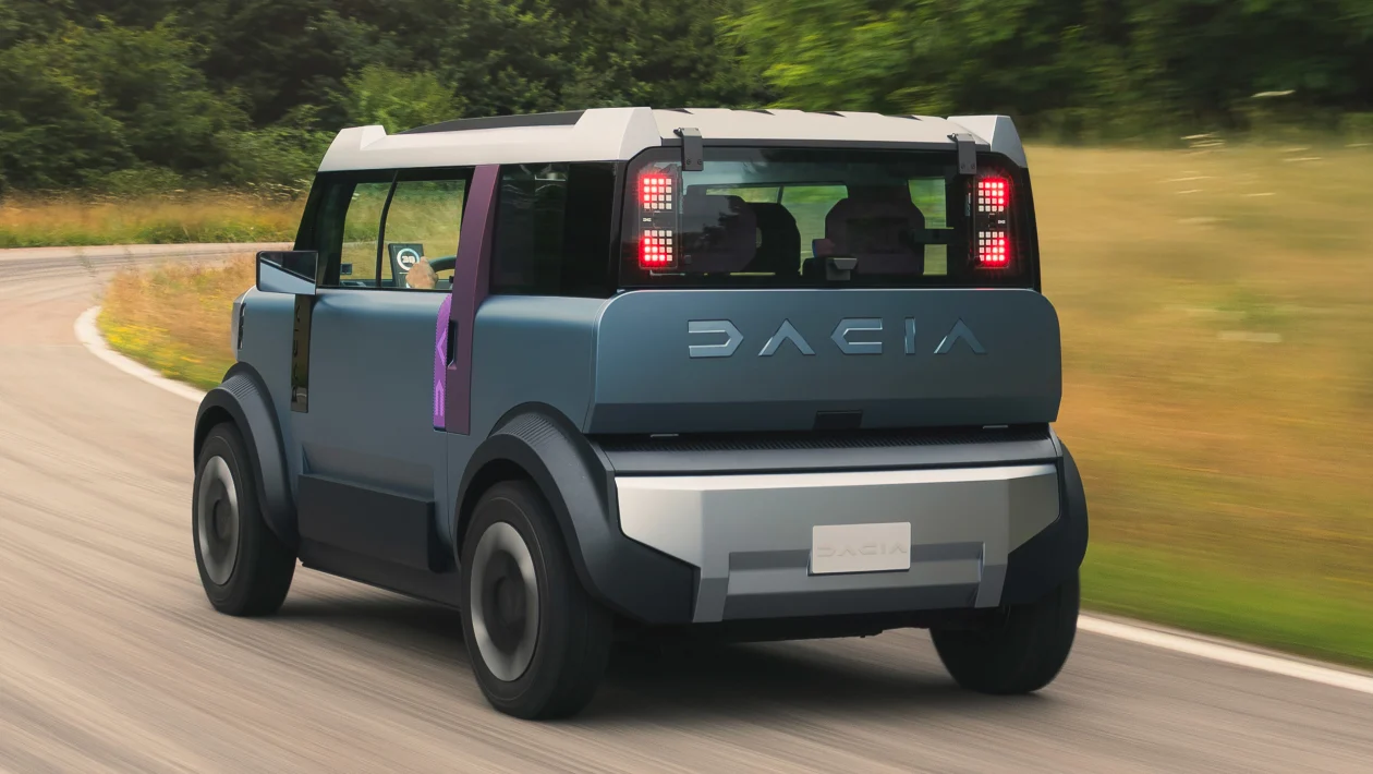 Dacia представила концепт Hipster — компактный электрокар за 1,7 млн рублей