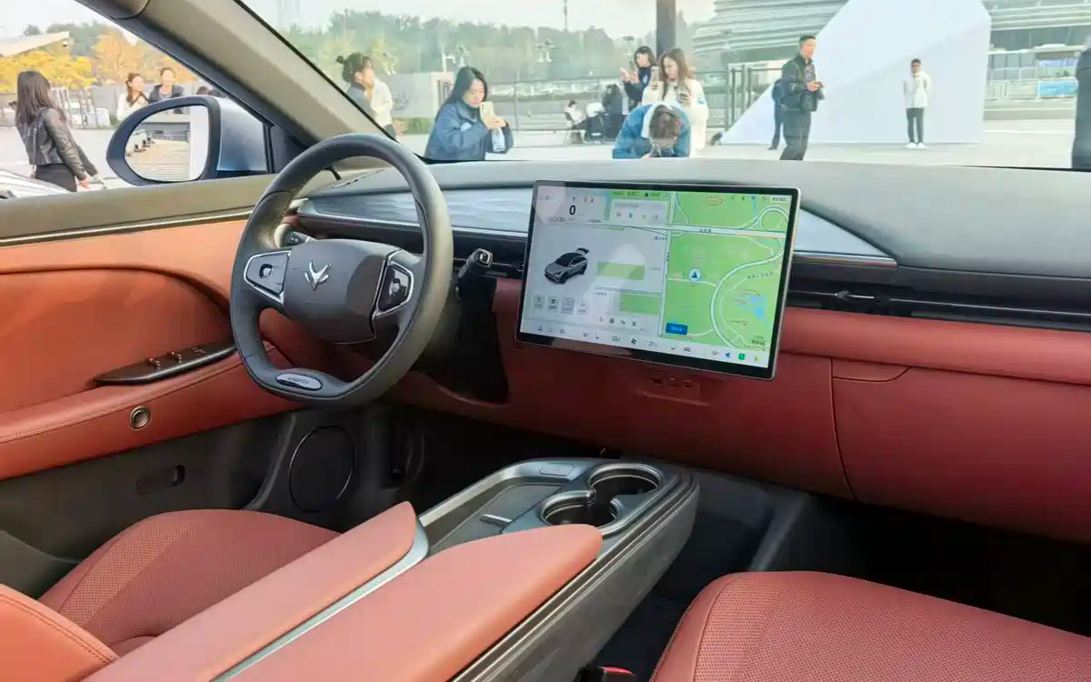 Arcfox представил новый Alpha T5 с расширенным запасом хода и системой ADS